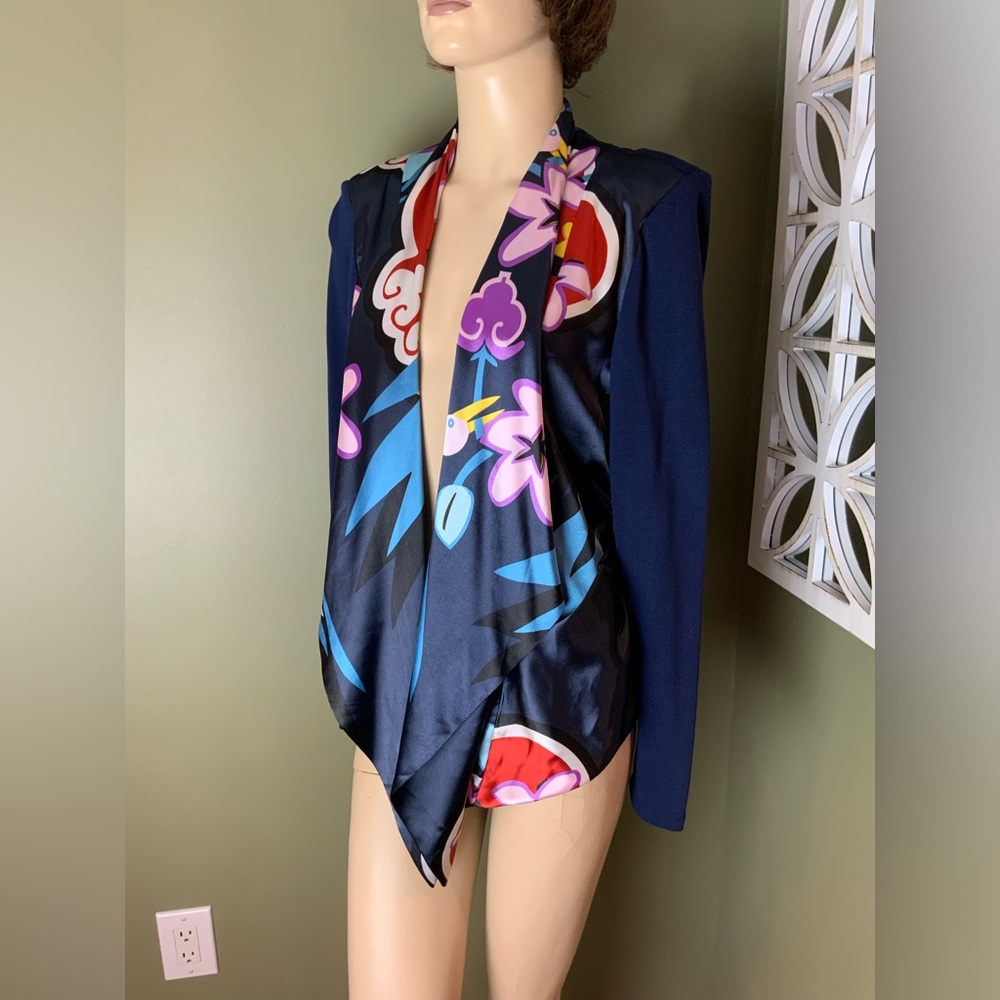 Very vollbrach blue cardigan blazer size small